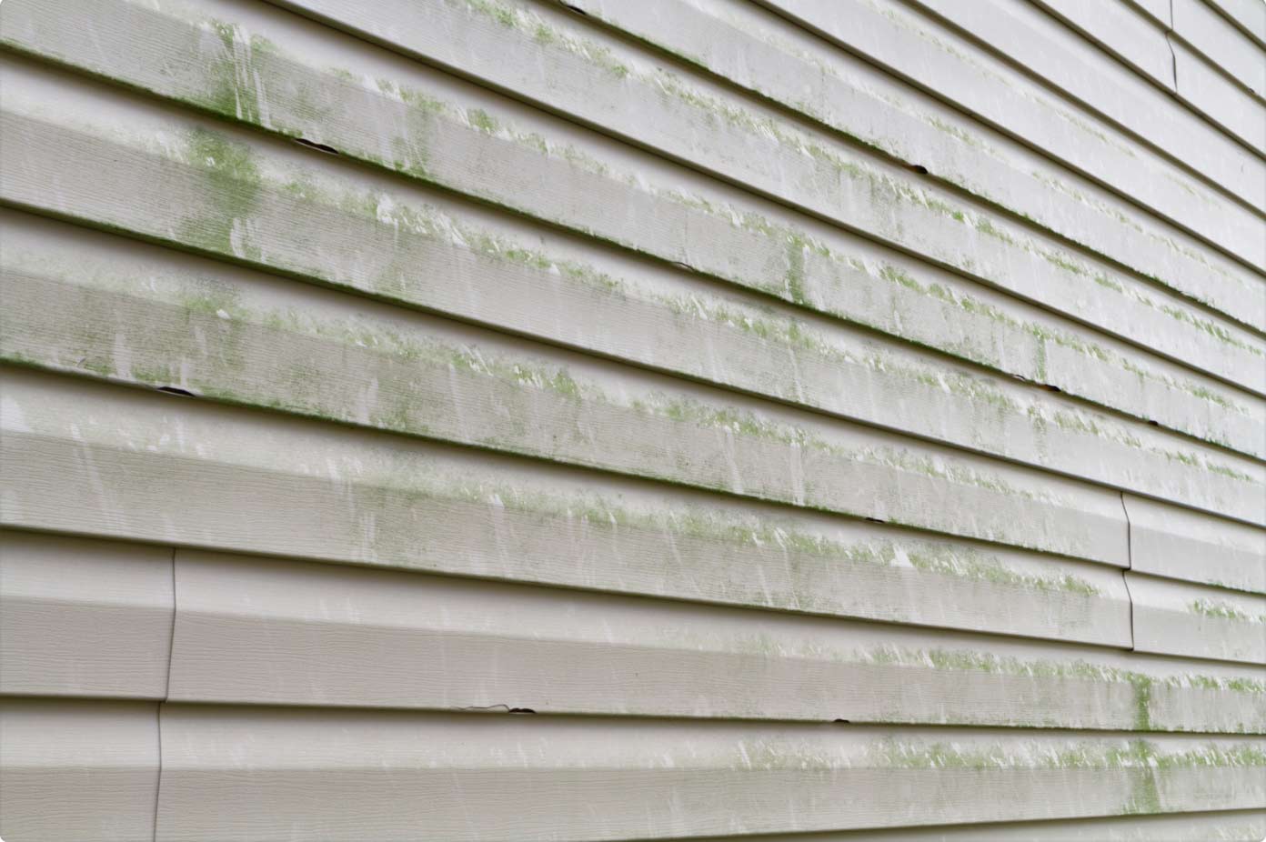 Safely Pressure Washing Vinyl Siding on Your Home Pristine Inc