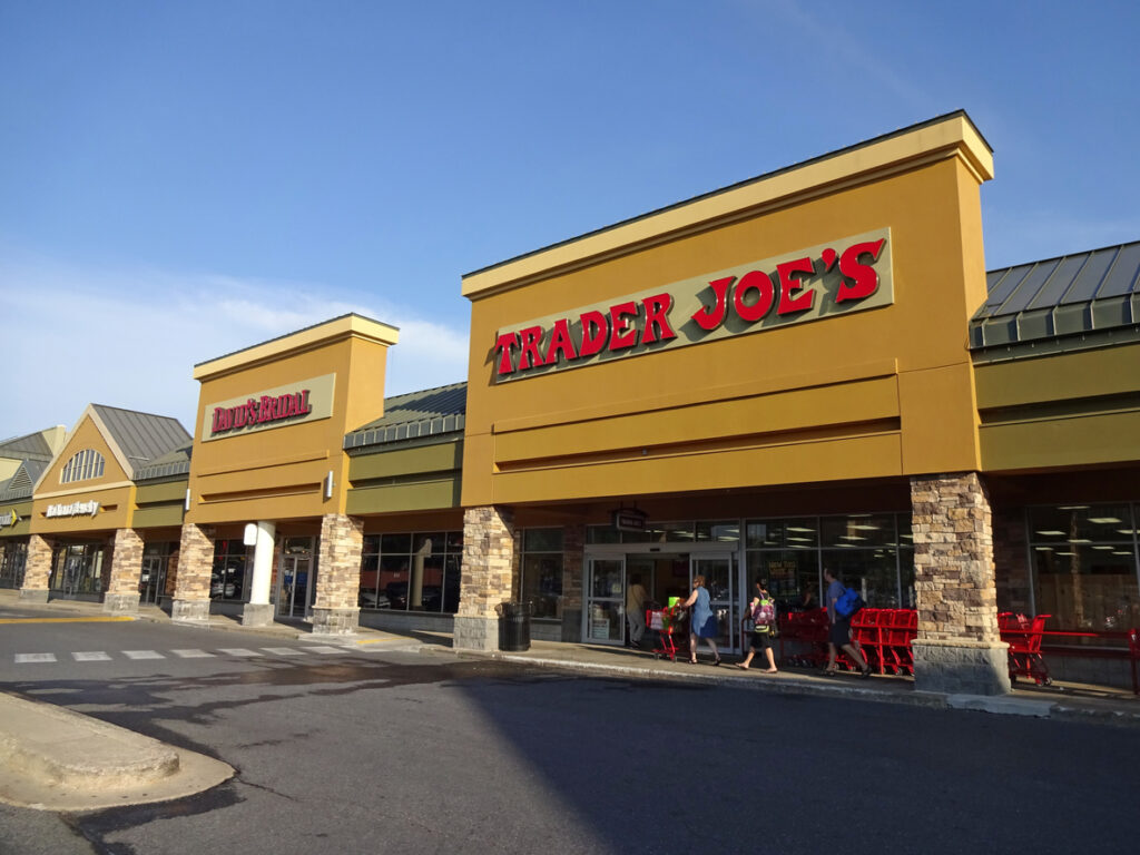 Tidy Up Your Shopping Center with Quality Pressure Washing Services in Maryland