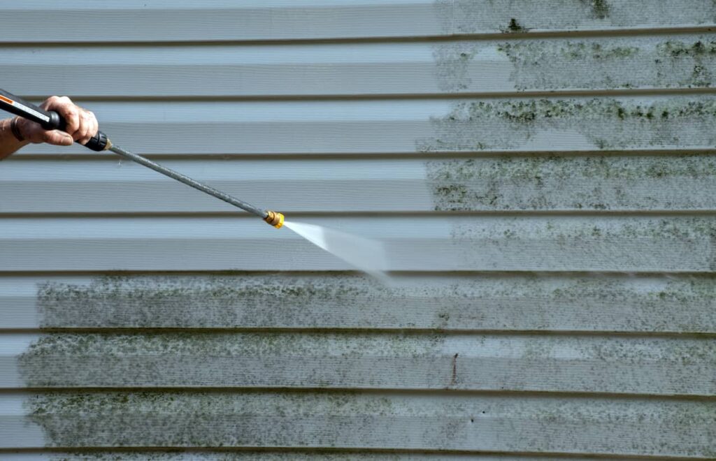 Fighting Mold and Mildew: How Power Washing Keeps Maryland Homes Healthy