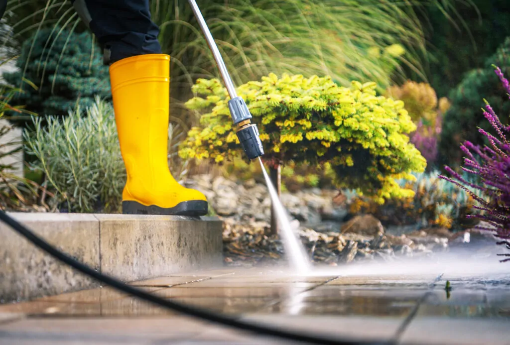 Why Spring Is the Best Time for Power Washing in Maryland